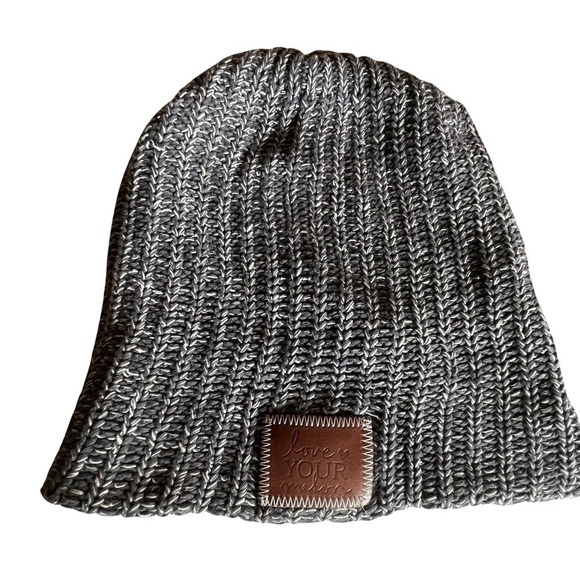 Love Your Melon gray beanie - Picture 1 of 5